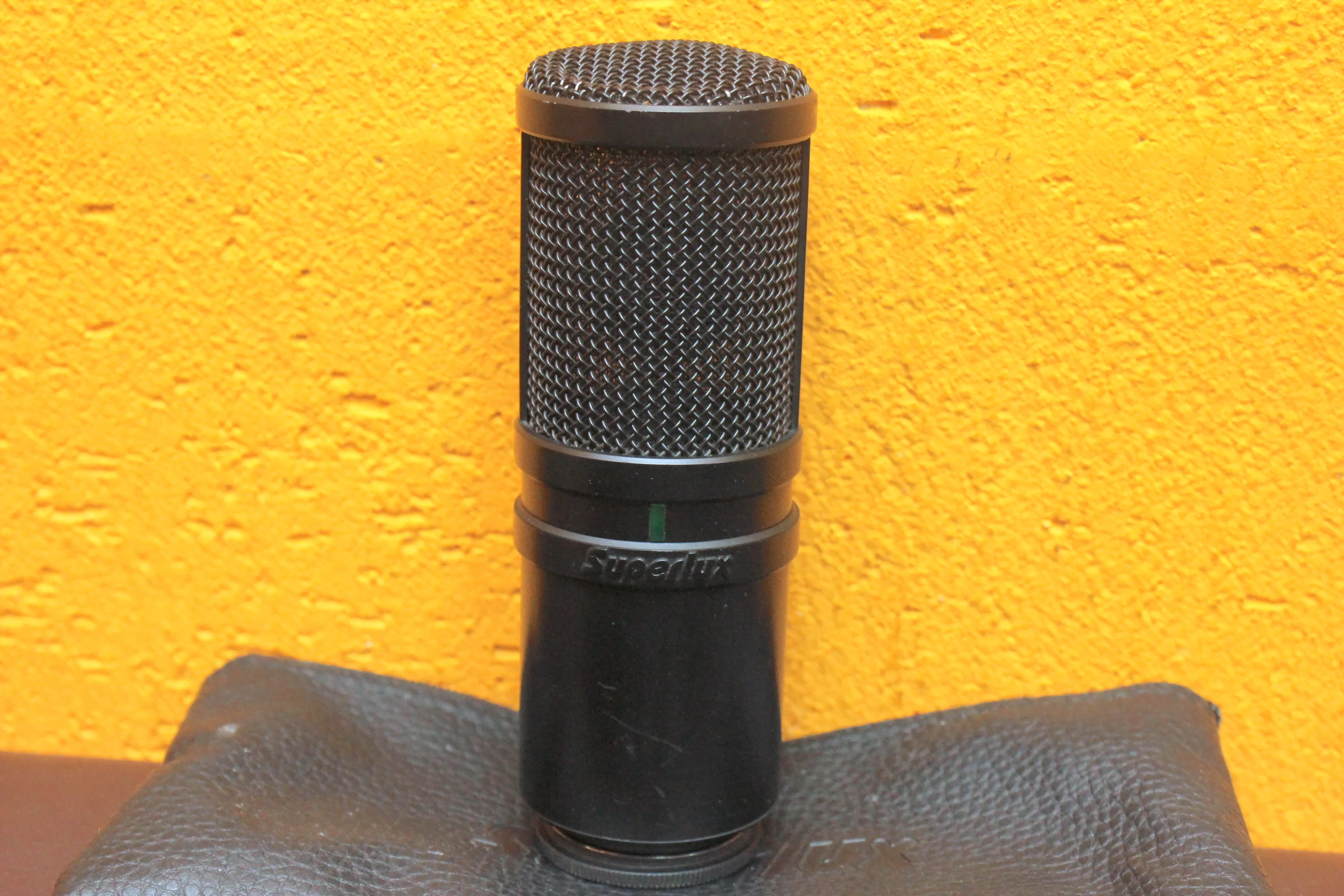 Superlux E205 Condenser Microphone-0
